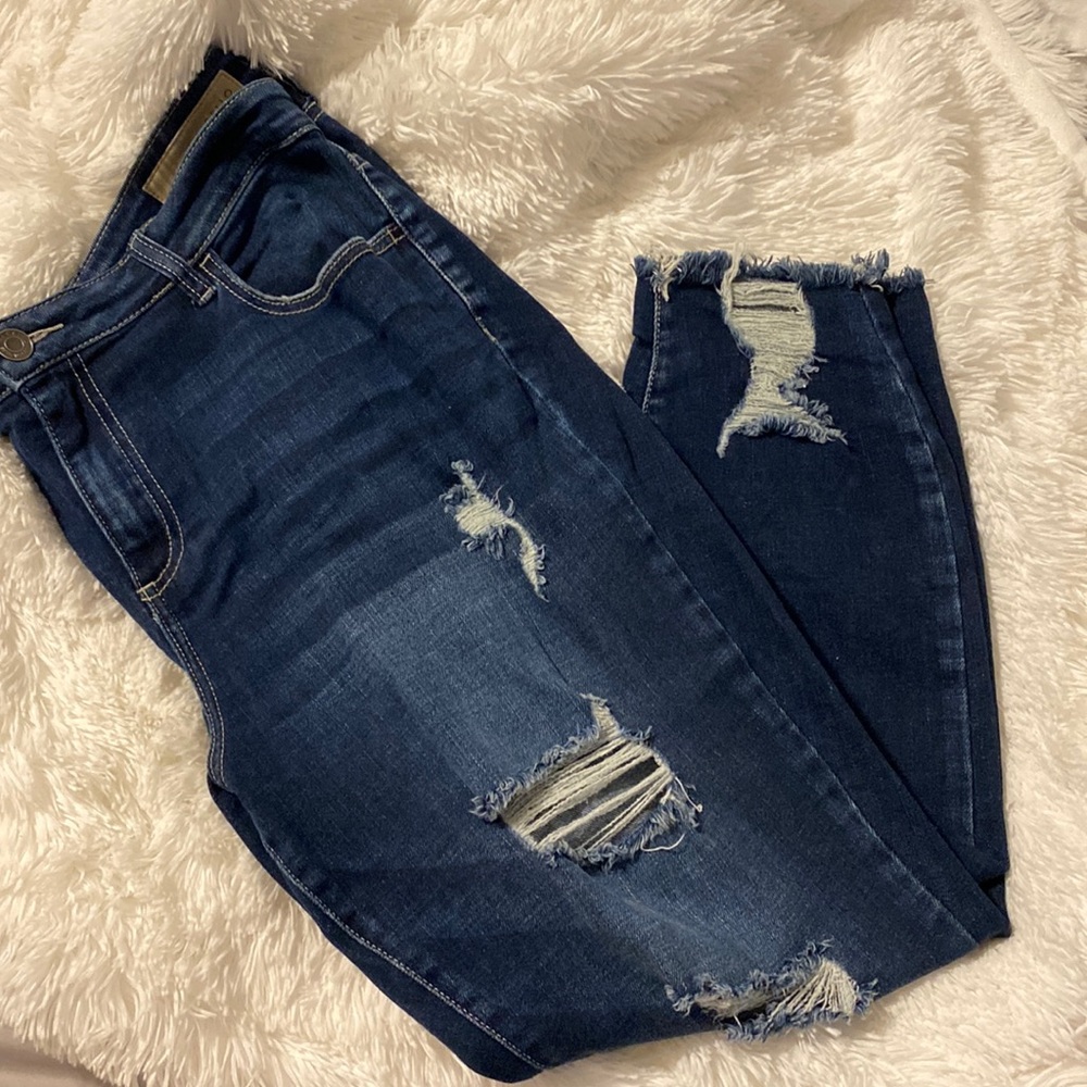 Cello Distressed Jeans ✨